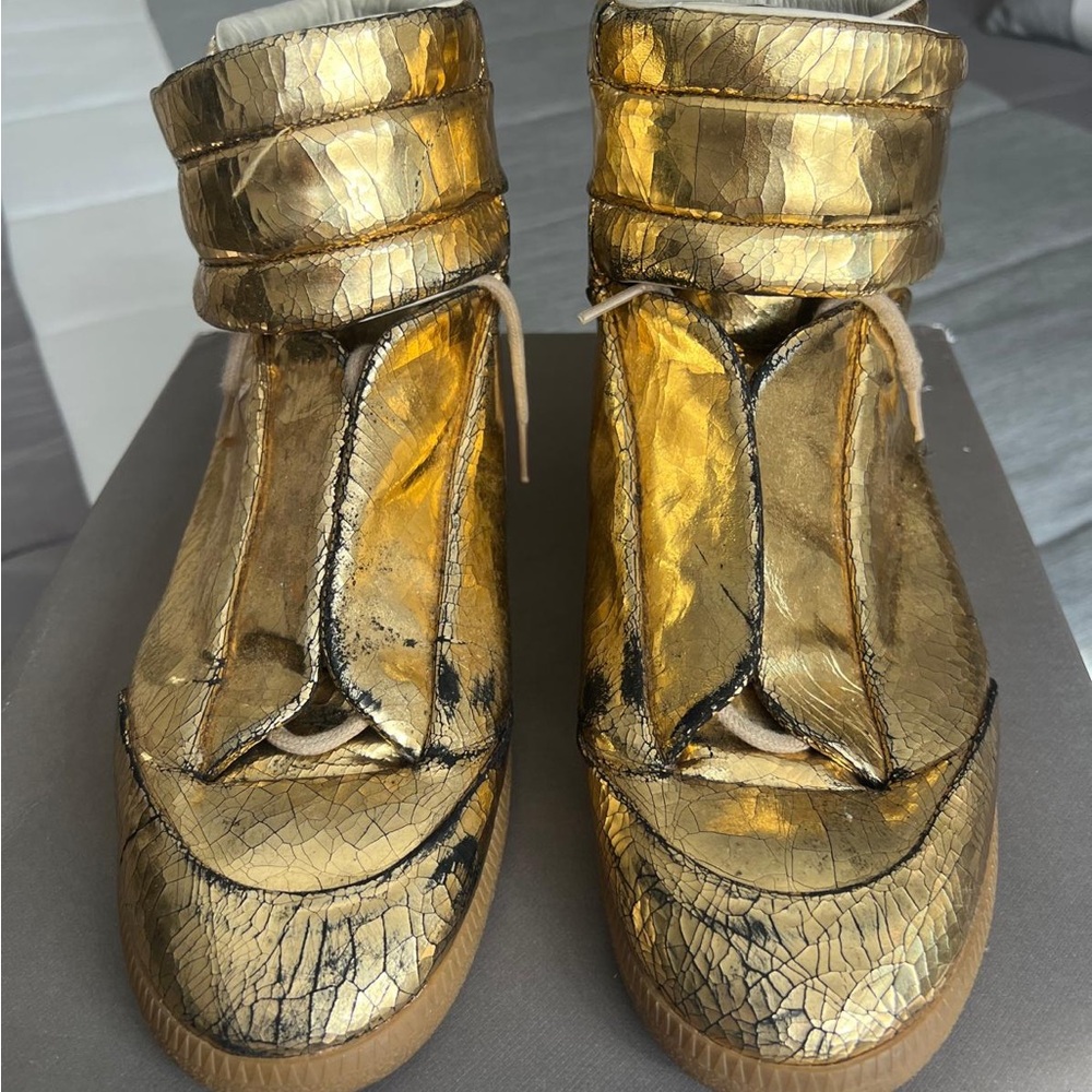 Maison Margiela Future Crinkled Leather High Top Sneaker Gold EU size 44